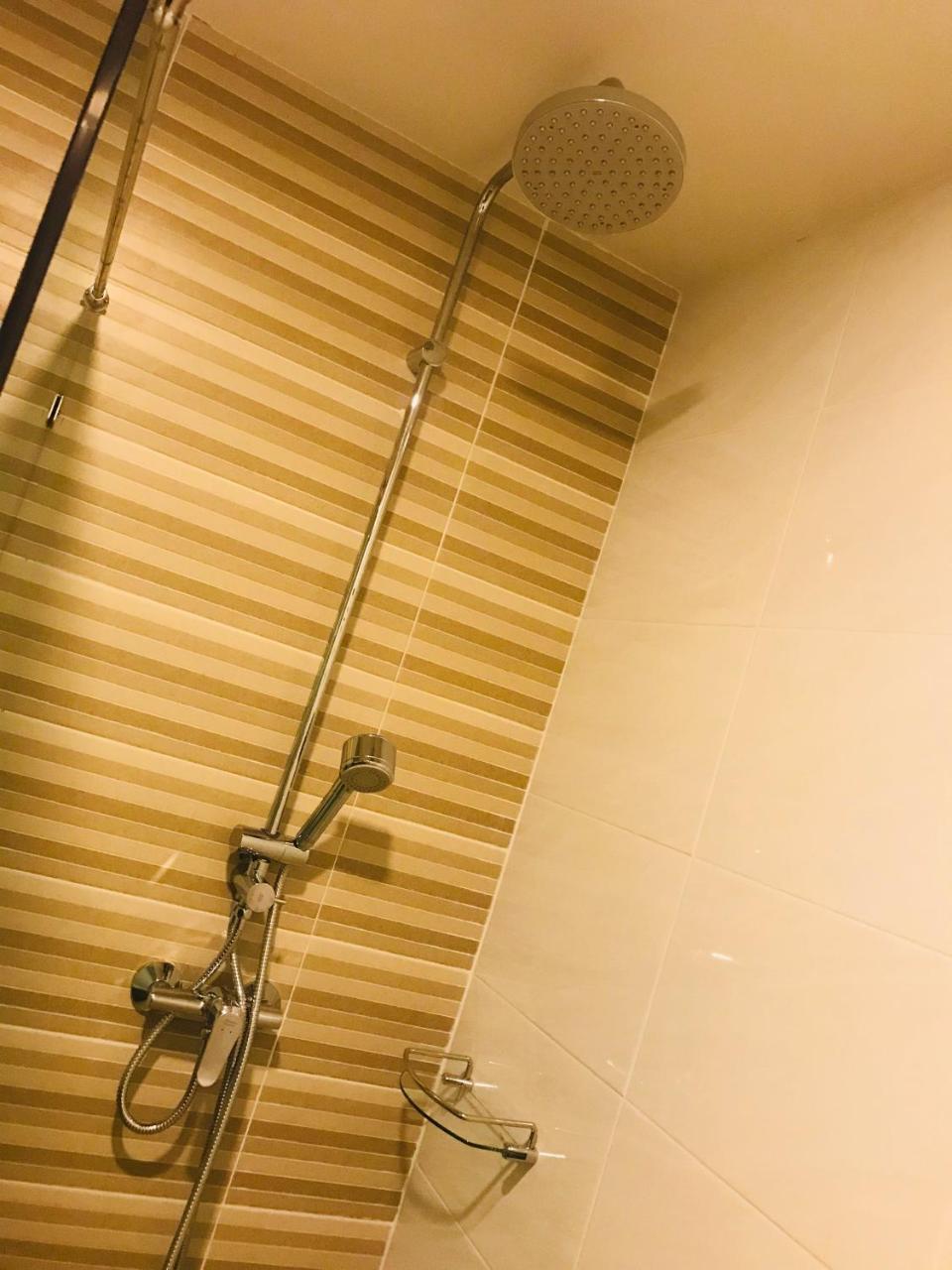 מלון האט יאי Atk Garden Hills מראה חיצוני תמונה