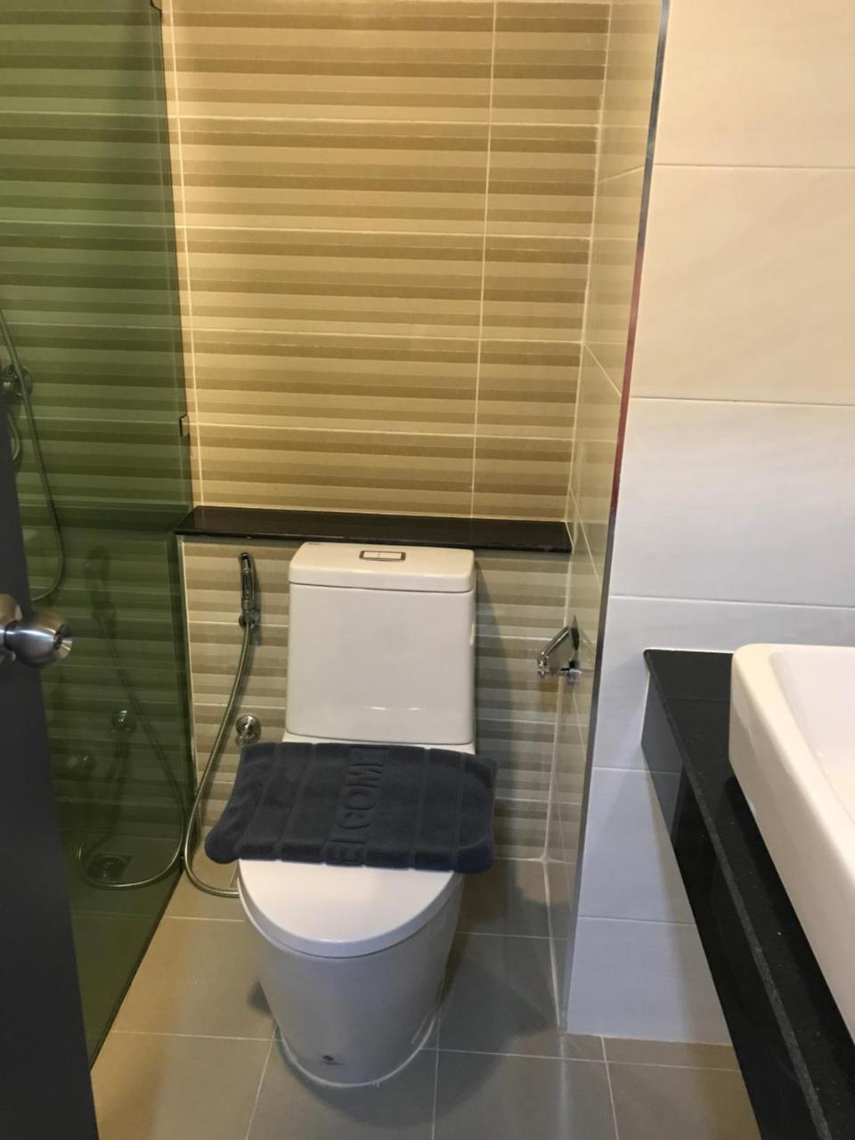 מלון האט יאי Atk Garden Hills מראה חיצוני תמונה